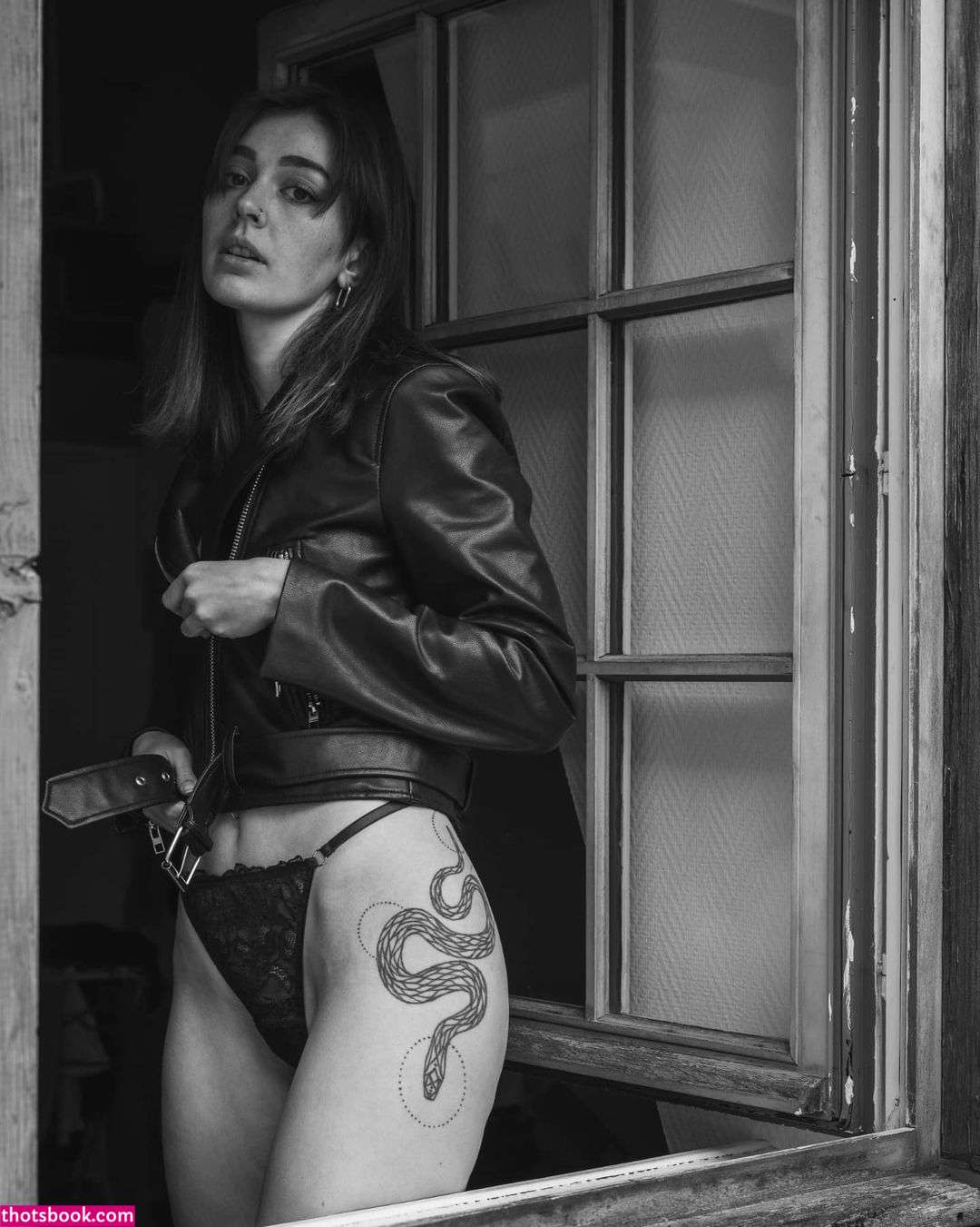 Ablackrosee Photo #29