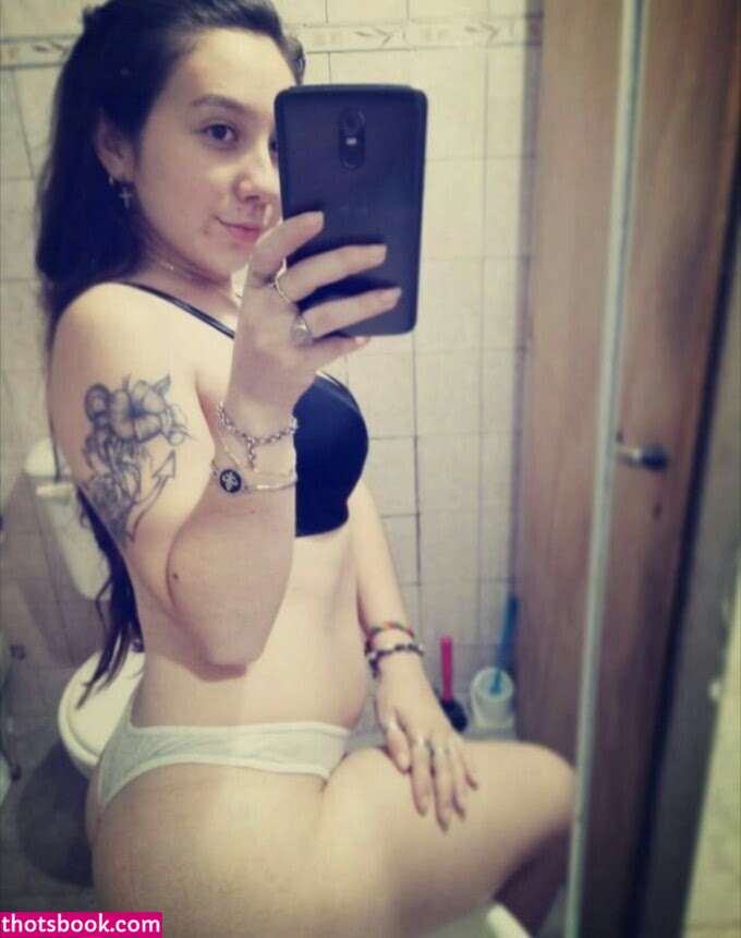 Aguss Thina Photo #31