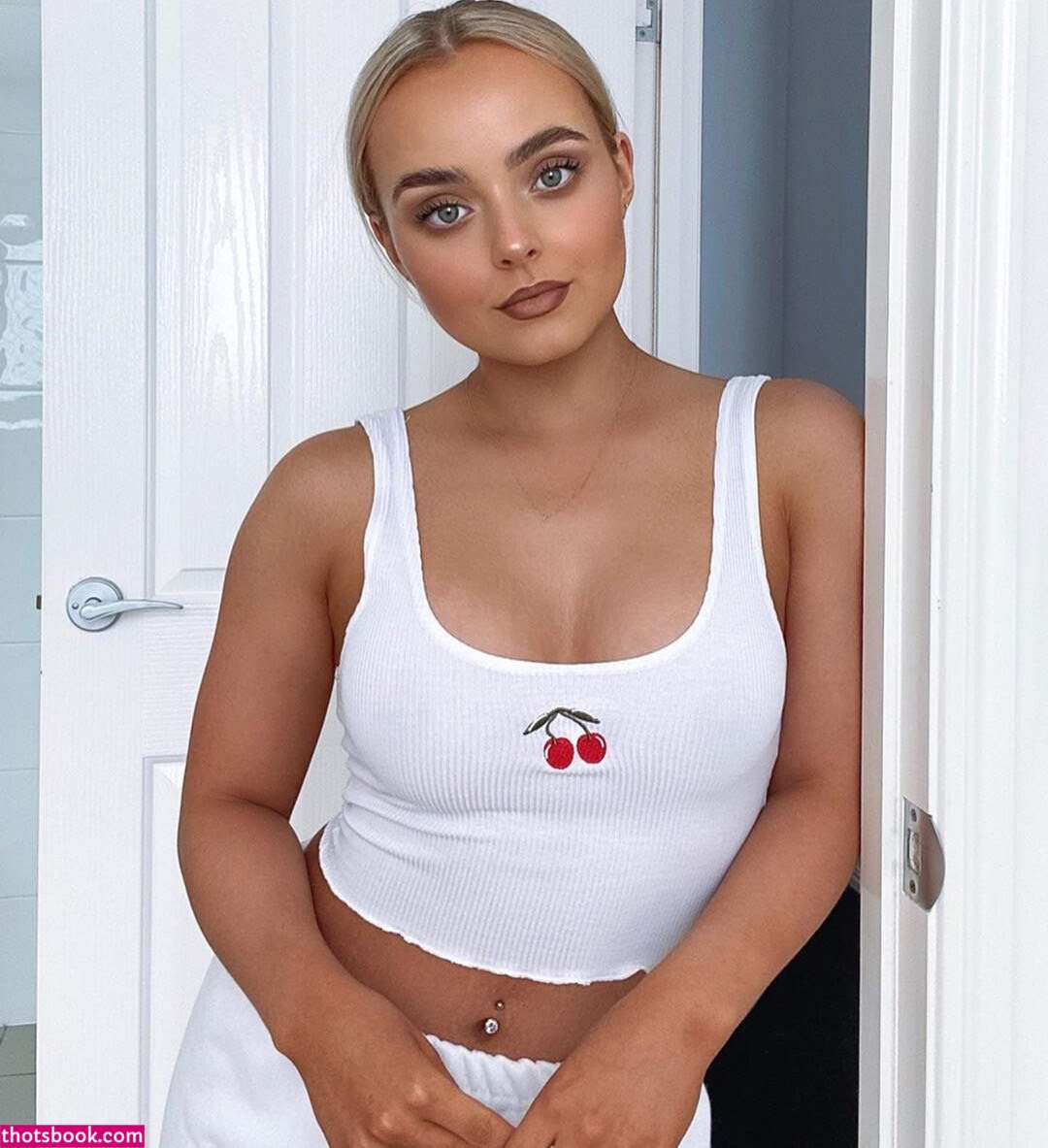 Conagh Kathleen Photo #35