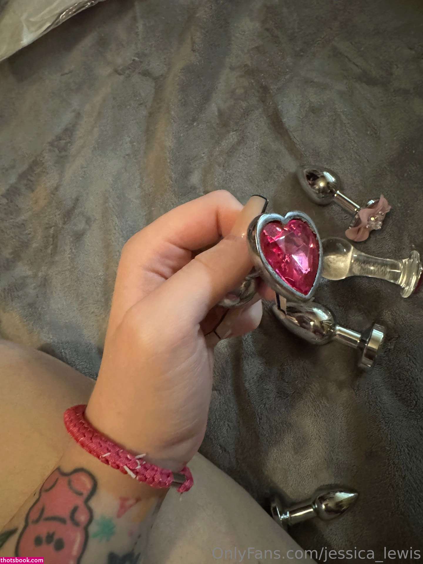 Jessica Lewis Photo #14