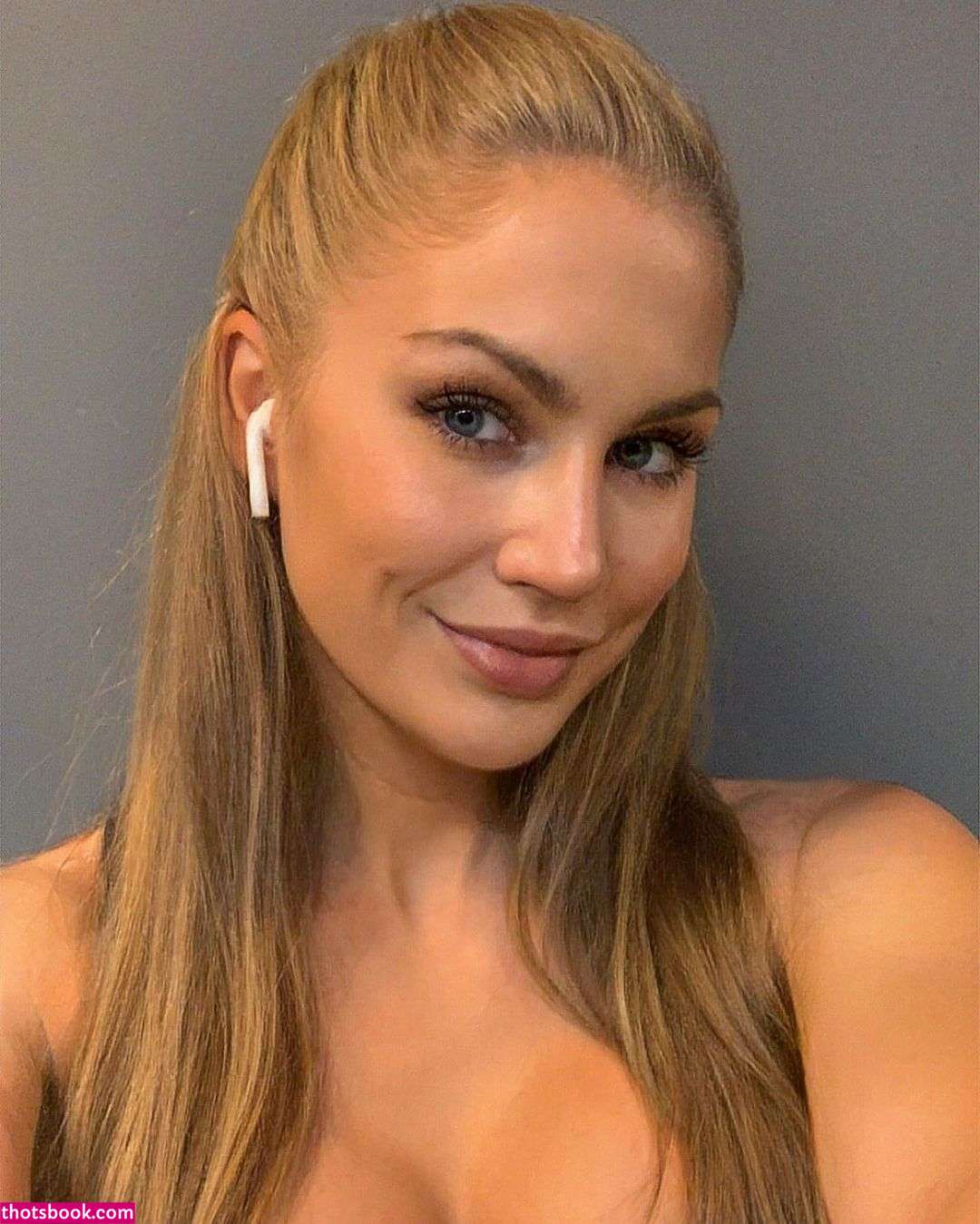 Michelle Czaja Photo #36