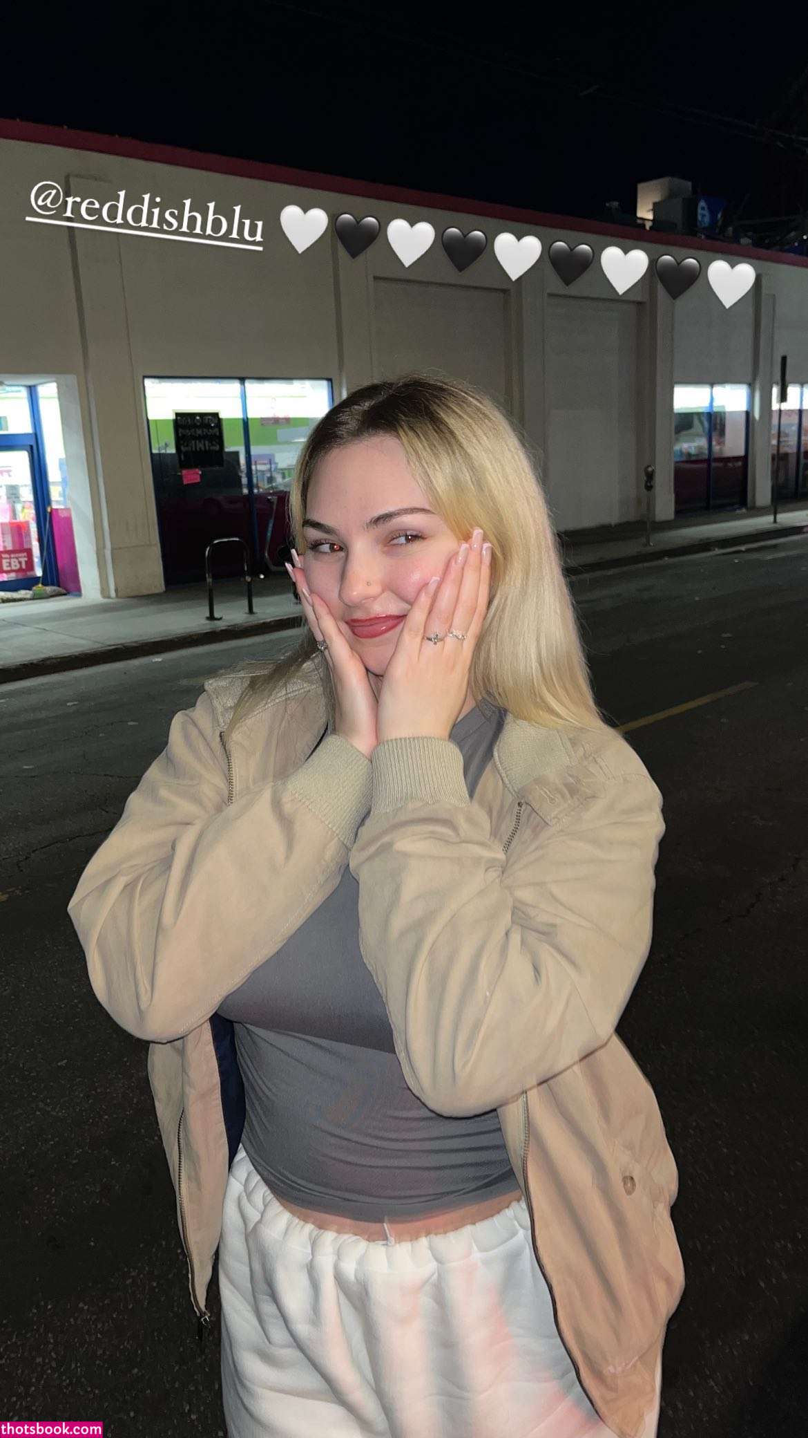 Reddishblu Photo #12