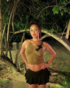 Salem Mitchell Photo #30