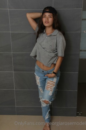 Alejandra Gomez Photo #23