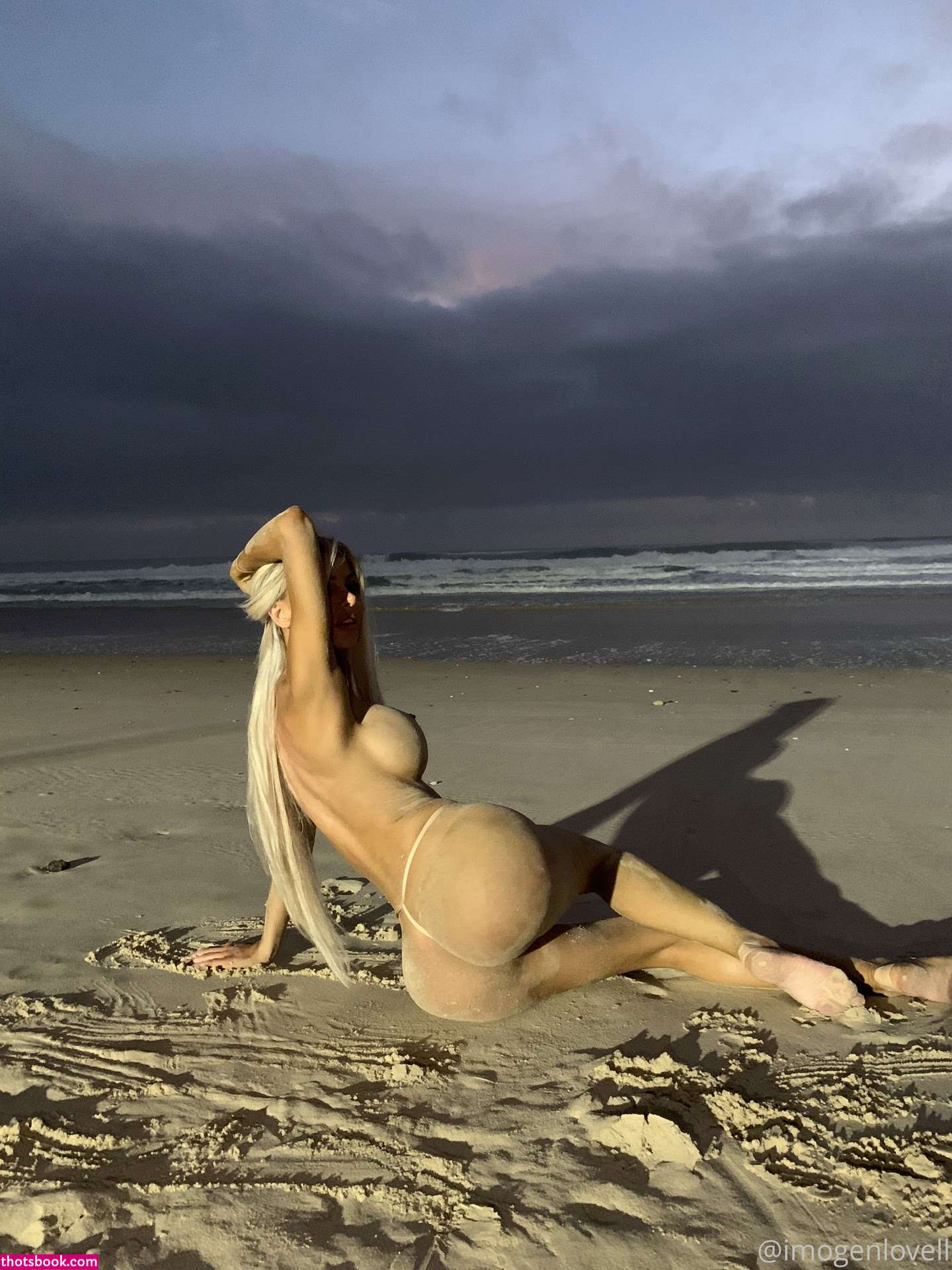 Imogen Lovell Photo #13