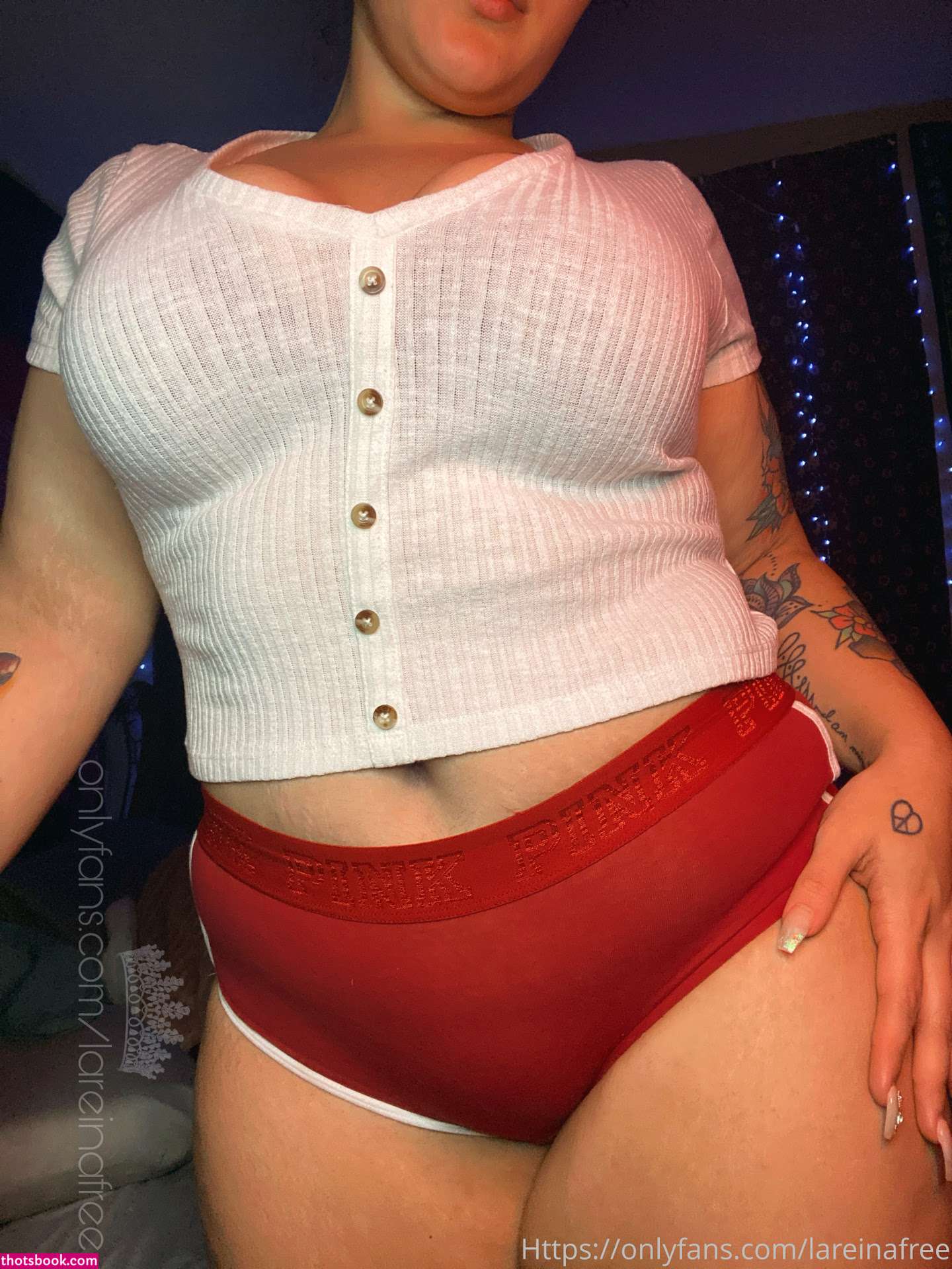 Reina Rodriguez Photo #9