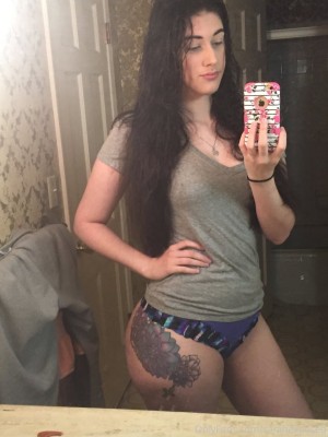 sarahexposed Photo #9