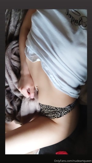 Nudeartqueen Photo #5