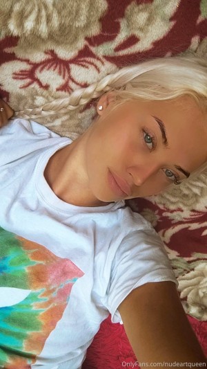 Nudeartqueen Photo #33
