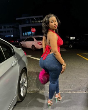 Octavia Sawyer Photo #20