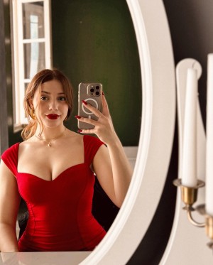 Paula Sanchiz Photo #4