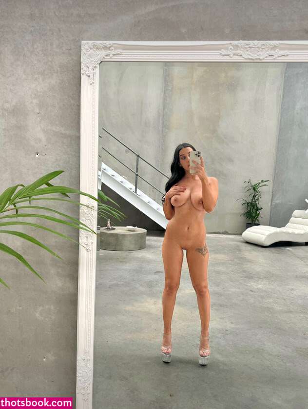 thisisscarlettt Photo #10