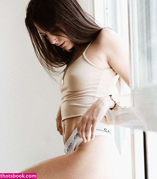 Agam Azulay Photo #16