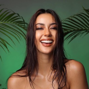 Amanda Obdam Photo #21