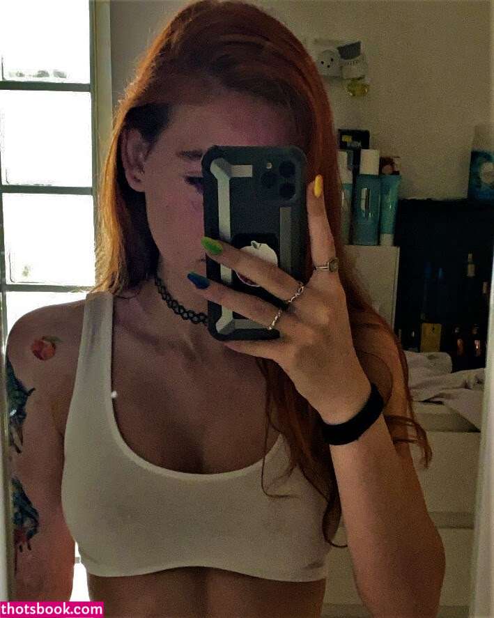 April Harel Photo #11