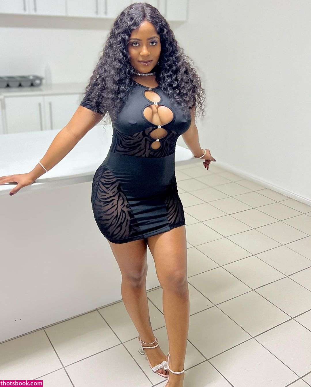 Bella Batista Photo #12