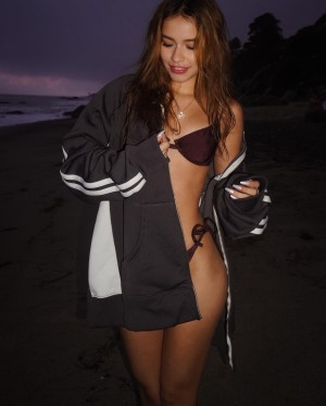 Chloe Marquez Photo #15