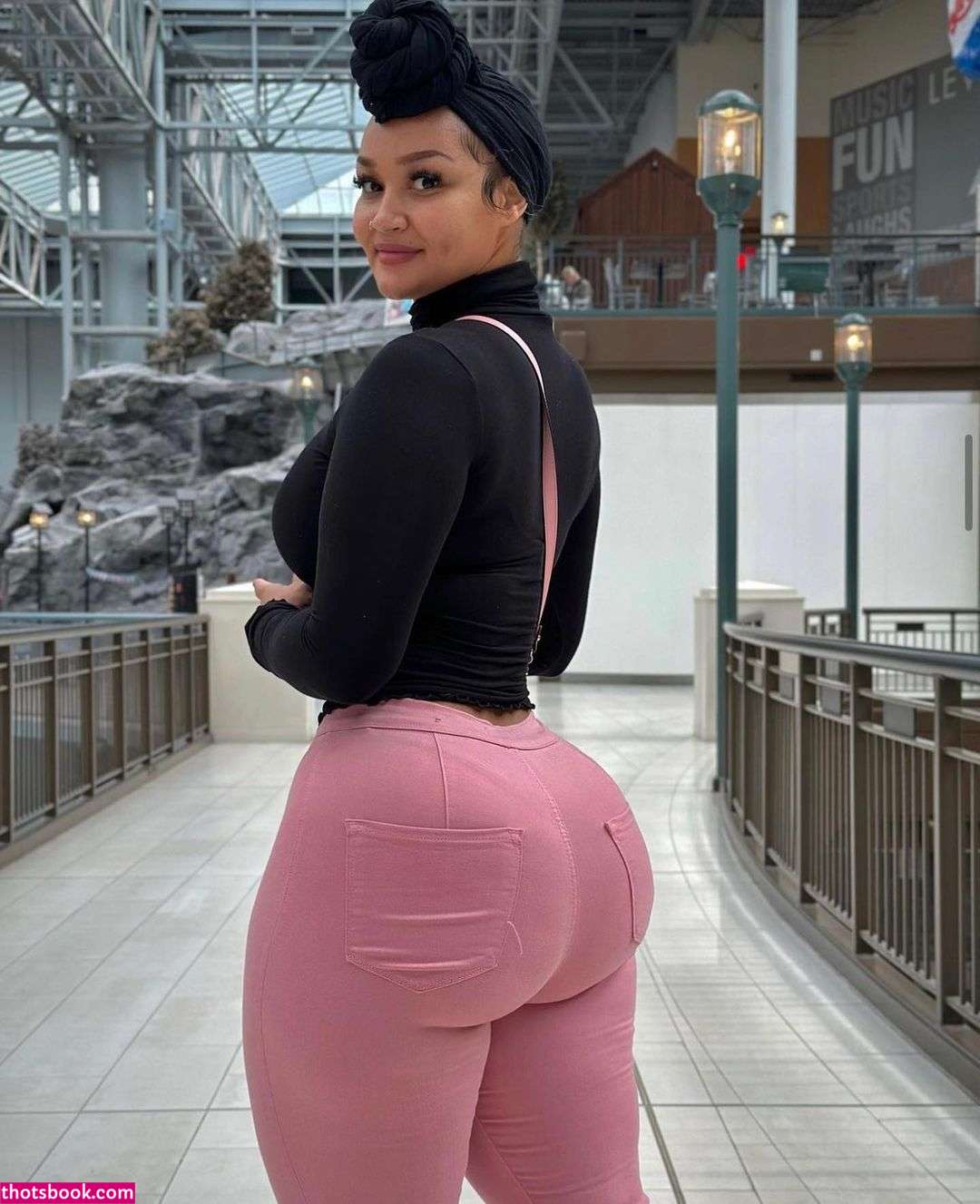 Darla Shuttlesworth Photo #3