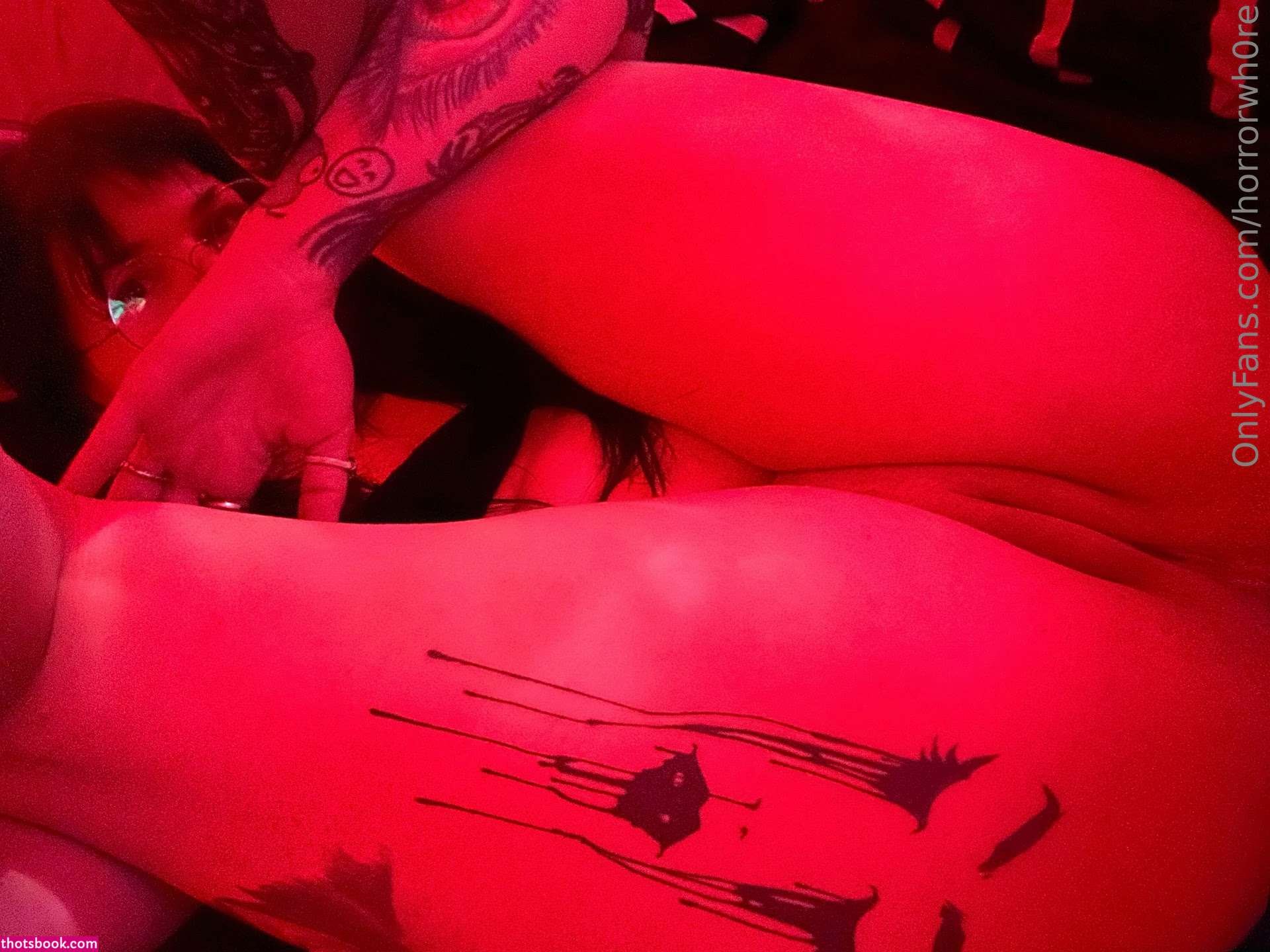 horrorwh0re Photo #20