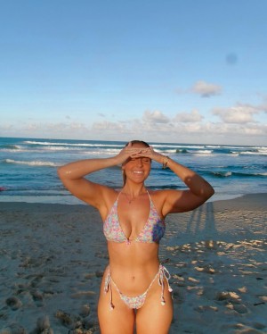 Kayla Evans Photo #24