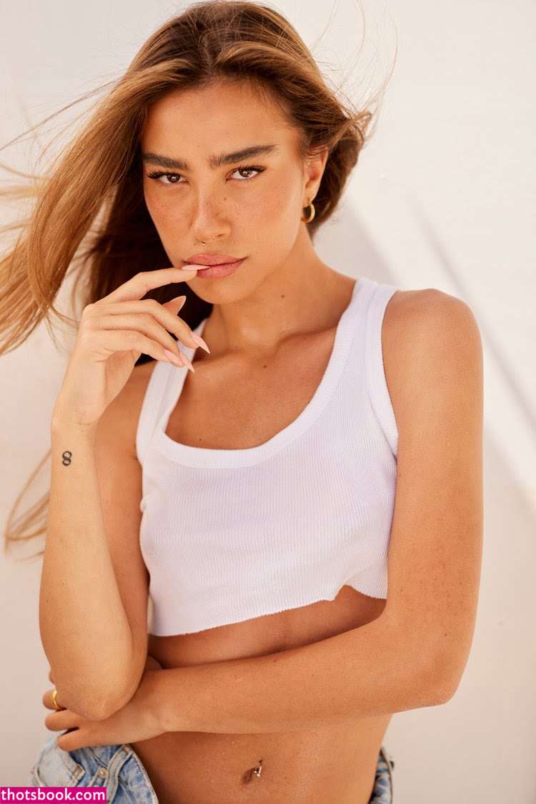 Michal Benbenishty Krits Photo #10