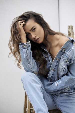 Michal Benbenishty Krits Photo #15