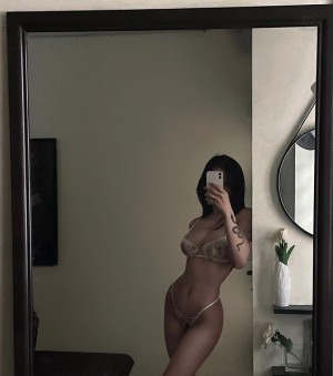 Veronica Lucifer Photo #14