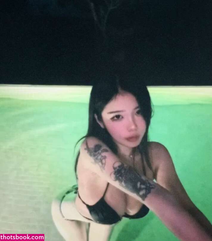 Veronica Lucifer Photo #30