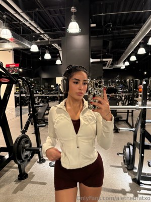 alethebratxo Photo #18