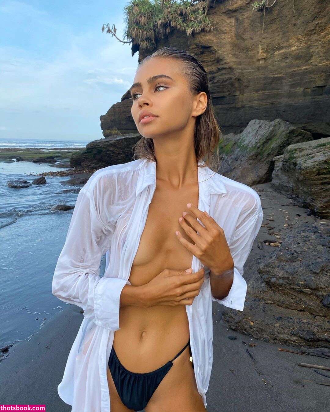 Alice Deren Photo #5