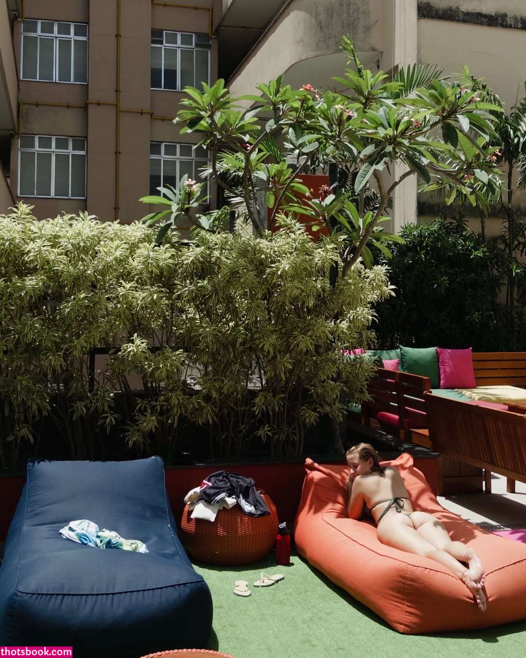 Julie Remoissenet Photo #23