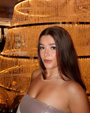 Kelsie Barnard Photo #9