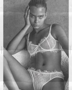 Kiana Flanet Photo #12