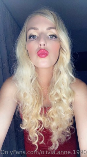 Olivia Anne 1990 Photo #26