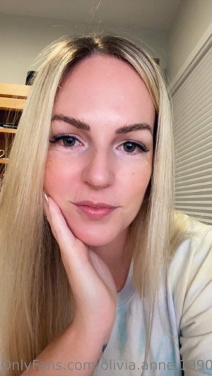 Olivia Anne 1990 Photo #31