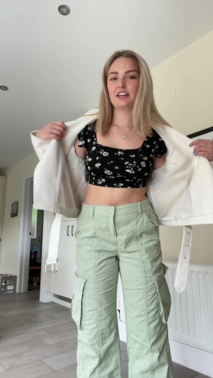 Robyn Emily Photo #11