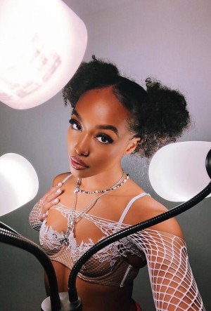 yourfavbubblebuttt Photo #34