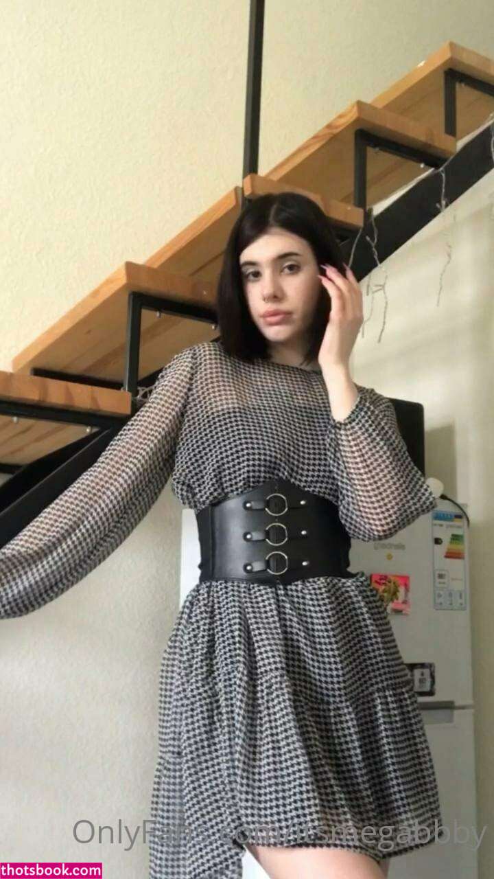 itsmegabbby Photo #24