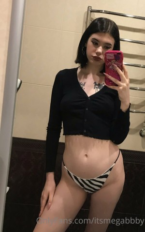 itsmegabbby Photo #30