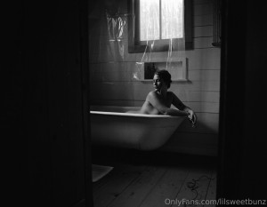 lilsweetbunz Photo #14