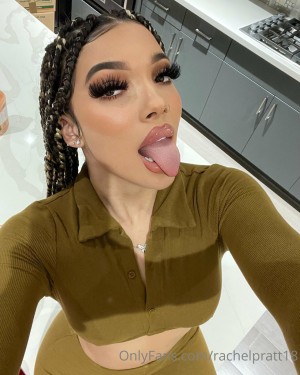 rachelpratt18 Photo #17