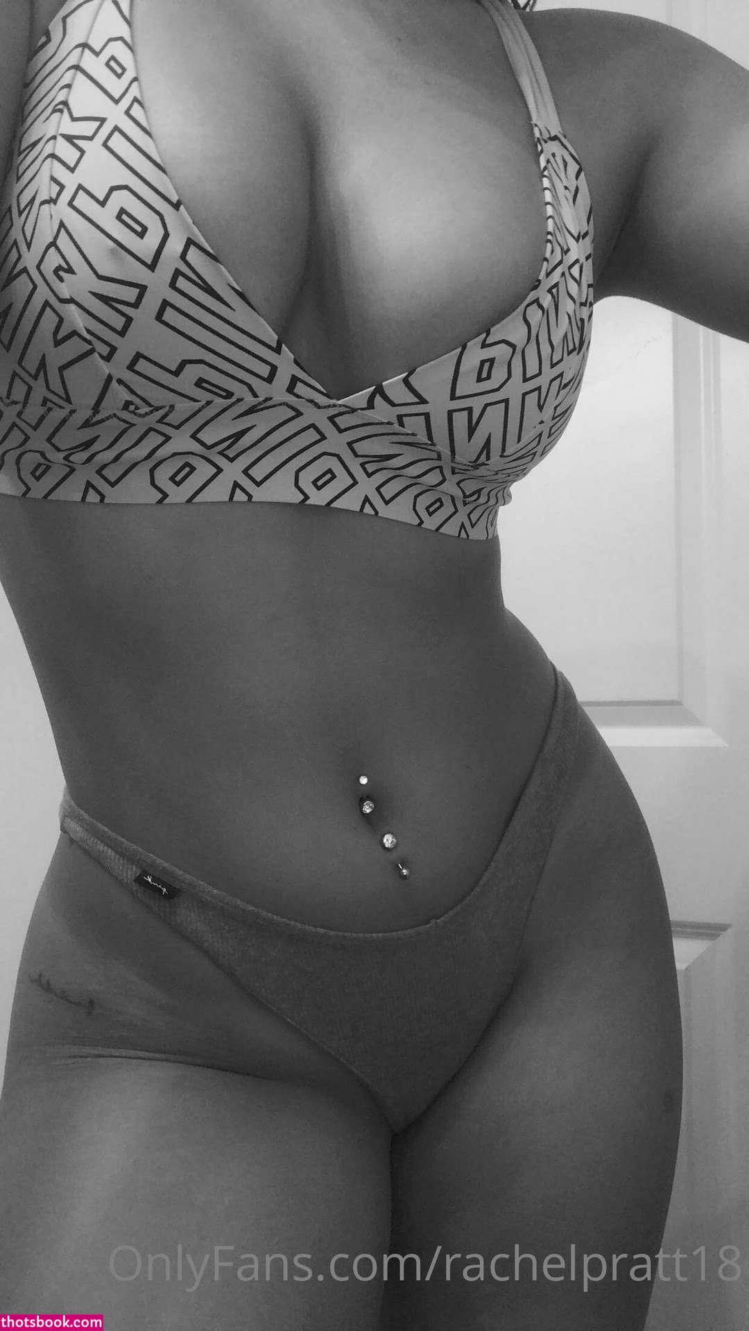 rachelpratt18 Photo #30