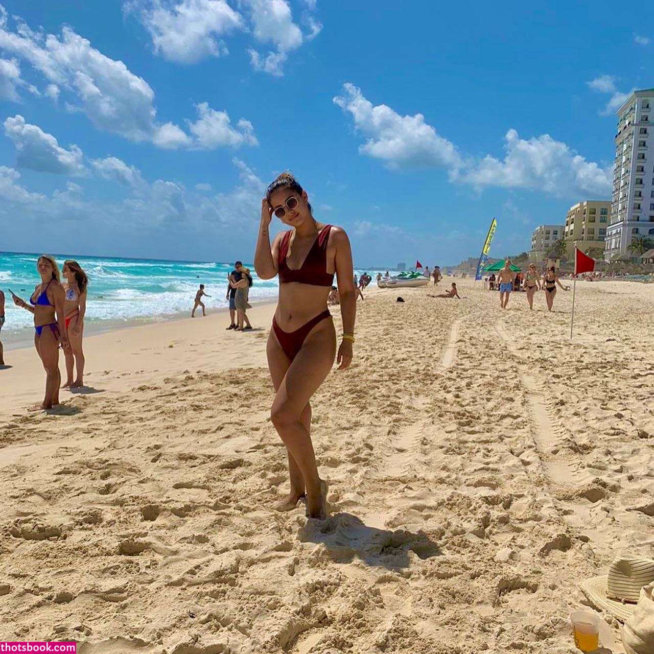 Alee Guzmaan Photo #17