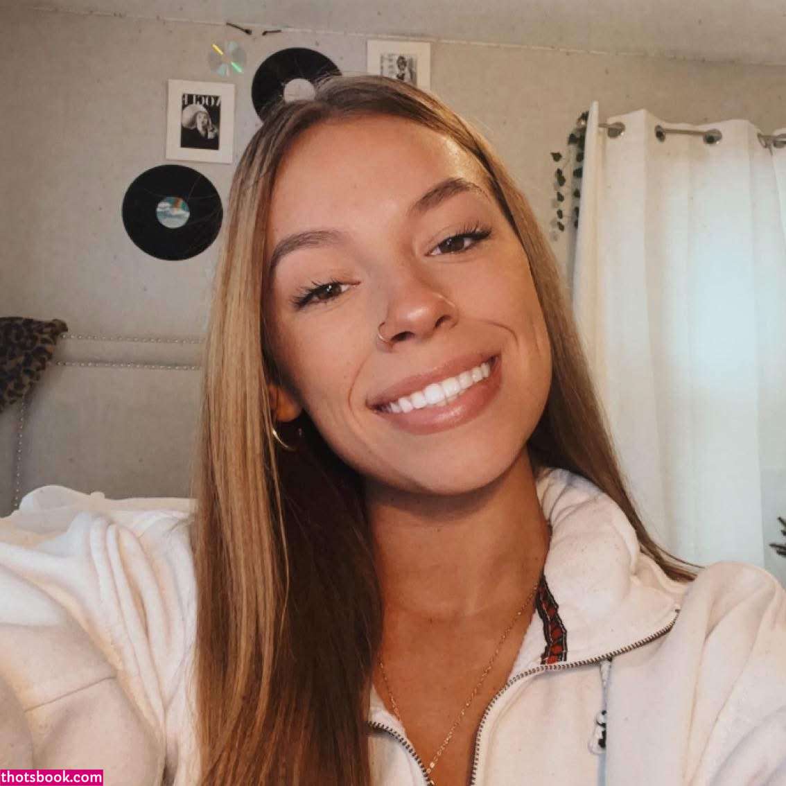 Ashley Lingerman Photo #26