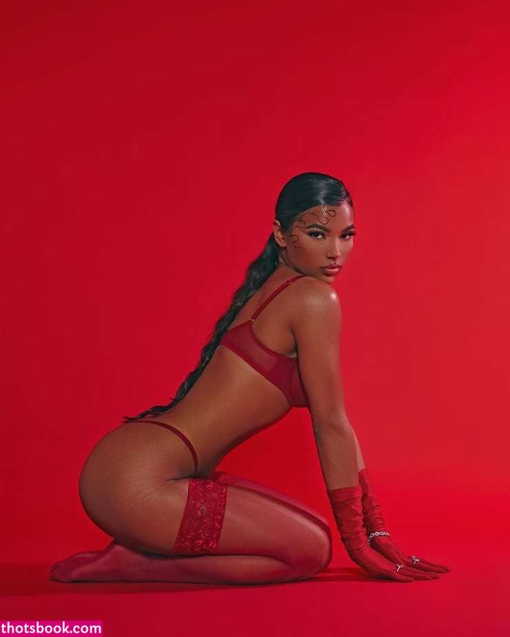 Chloe Scantlebury Photo #5