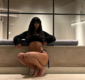 Chloe Scantlebury Photo #11