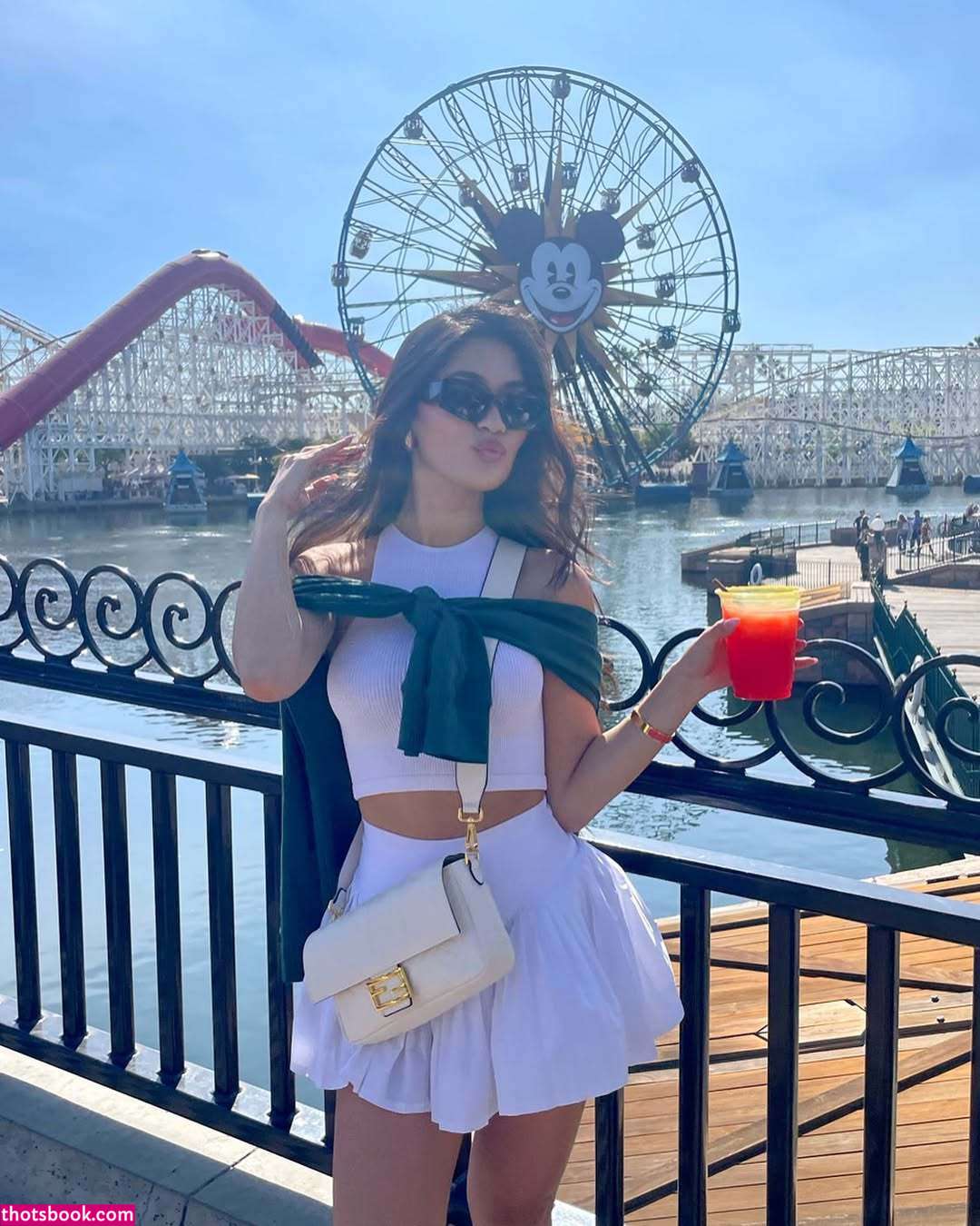 Cindy Nguyen Photo #5