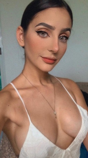 Gabinocentee Photo #15