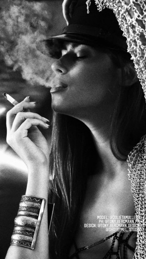 Julieta Muller Photo #9