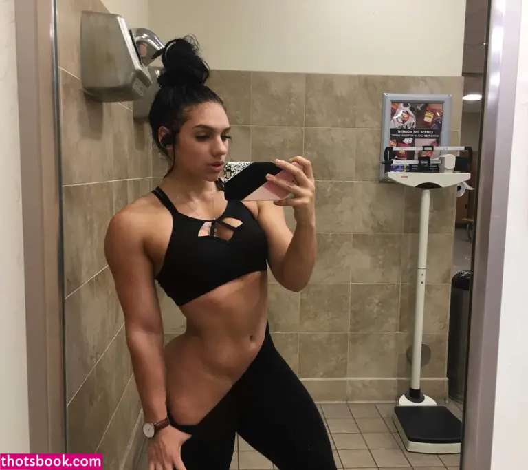 Kirstin Taylor Photo #21